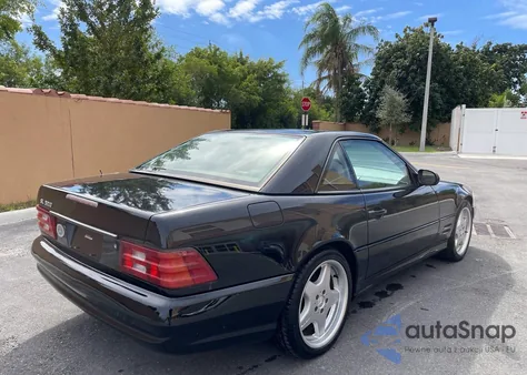 2002 Mercedes-Benz Sl 500 z USA, uszkodzony, nr VIN WDBFA68F92F202188